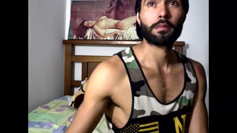 Snapshot of hideonbush051 chatting on 12-01-25, 04:06 hideonbush online show from 12-01-25, 04:06