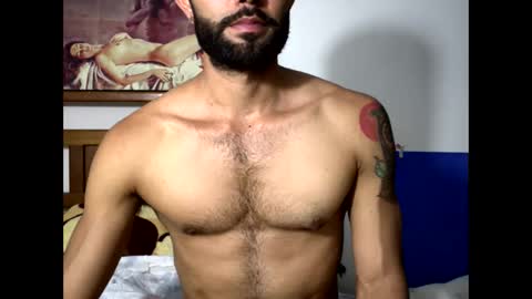 Snapshot of hideonbush051 chatting on 12-05-25, 03:26 hideonbush online show from 12-05-25, 03:26