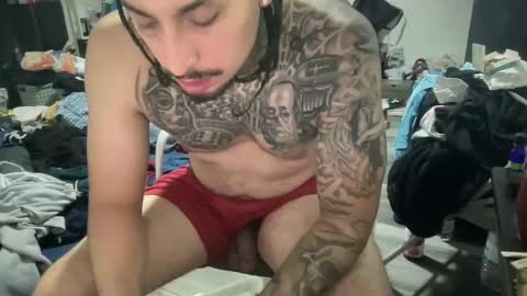 hihello400 online show from 10-10-25, 02:43