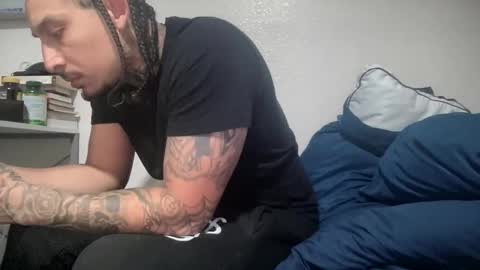 hihello400 online show from 11-23-25, 11:37