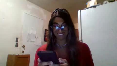 Snapshot of hihheelstranny chatting on 12-21-24, 09:01 hihheelstranny online show from 12-21-24, 09:01