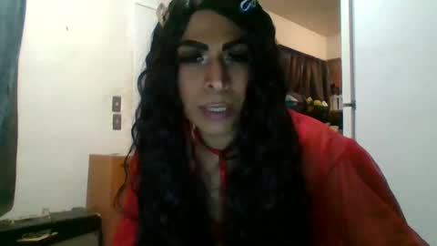 Snapshot of hihheelstranny chatting on 01-18-25, 12:26 hihheelstranny online show from 01-18-25, 12:26