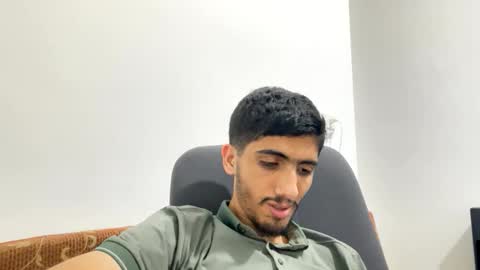 Snapshot of hihi9697 chatting on 11-09-25, 05:55 hihi9697 online show from 11-09-25, 05:55