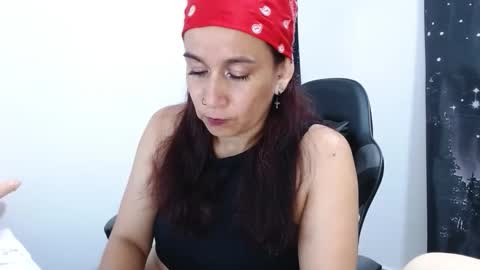 Snapshot of hikaryfire chatting on 11-03-25, 05:47 hikaryfire online show from 11-03-25, 05:47