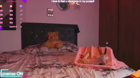 LUNA new account  FOLLOW ME online show from 01-18-25, 01:52