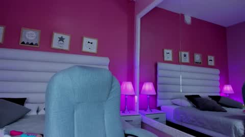 hilary_tailor online show from 11-25-25, 10:59