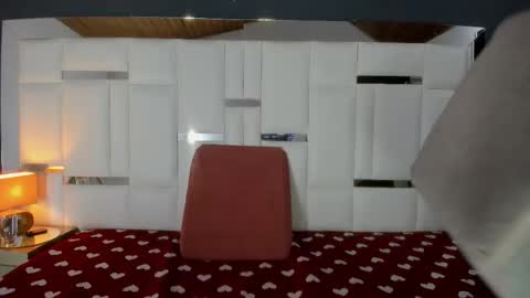 Hilary Solis online show from 03-11-26, 01:06