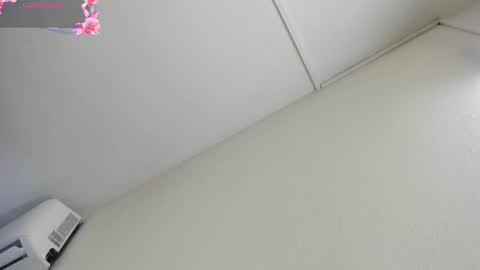 Hilary Thomsom online show from 02-26-26, 12:15