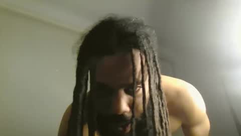 Snapshot of hilifes1 chatting on 02-20-26, 06:37 Dominicanwildboy online show from 02-20-26, 06:37