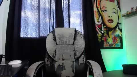 Hill and Jack online show from 01-12-25, 05:33