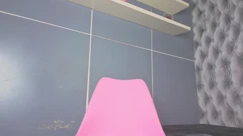  Hillary  online show from 03-10-26, 08:25