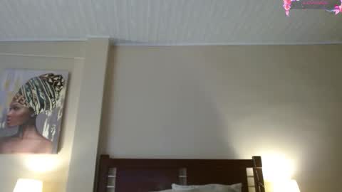 Hillary  online show from 10-23-25, 06:28