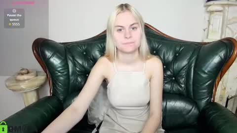 Snapshot of hilleva chatting on 11-06-25, 09:26 hilleva online show from 11-06-25, 09:26