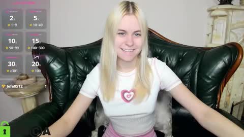 Snapshot of hilleva chatting on 11-12-25, 08:37 hilleva online show from 11-12-25, 08:37