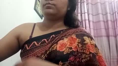 Snapshot of himuhimu22 chatting on 10-22-25, 06:40 himuhimu22 online show from 10-22-25, 06:40