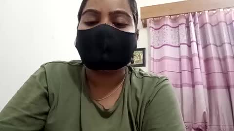 Snapshot of himuhimu22 chatting on 10-24-25, 02:24 himuhimu22 online show from 10-24-25, 02:24