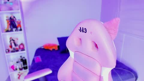 Hinata online show from 02-08-25, 07:15