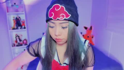 Hinata online show from 02-19-25, 06:11