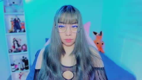 Hinata online show from 02-26-25, 05:20