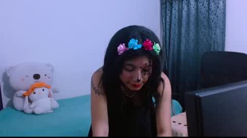      0600AM-1100AM - online show from 11-01-25, 03:19