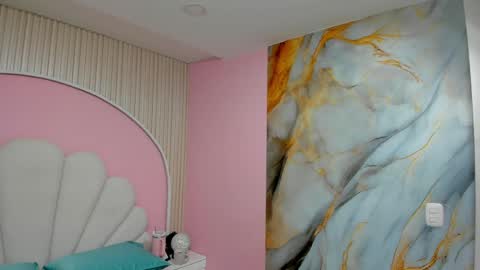 hinata_dolly online show from 04-22-26, 11:01