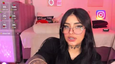  Karol  Independent Model online show from 11-11-25, 04:01