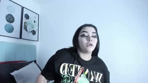 Hinazuru online show from 03-03-26, 07:09