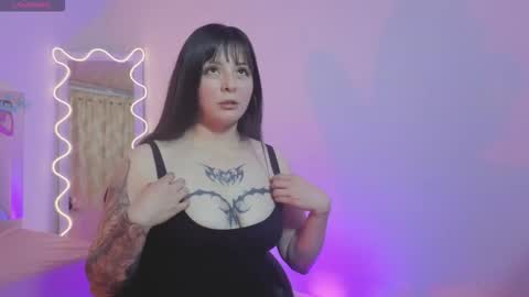 HINNA online show from 11-11-25, 03:28