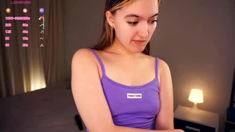 Snapshot of hip_hop_baby chatting on 02-21-25, 01:55 Leya Day Mary Night PvT Open online show from 02-21-25, 01:55