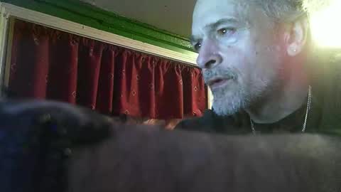 hippiedad333 online show from 02-10-26, 12:15