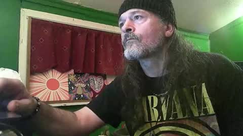 hippiedad333 online show from 04-18-26, 02:15