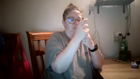 Bella online show from 10-22-25, 12:49