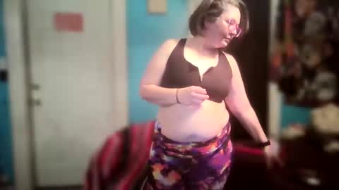 Bella online show from 02-07-26, 03:43