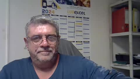 hippo online show from 12-24-24, 01:50