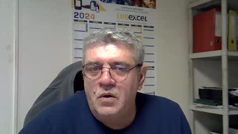 hippo online show from 01-04-25, 08:17