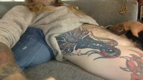 Snapshot of hippybiker chatting on 12-05-24, 02:44 hippybiker online show from 12-05-24, 02:44