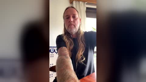 hippybiker online show from 05-09-26, 09:03