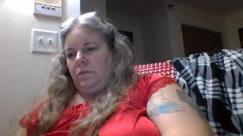 Snapshot of hippysnewhere chatting on 06-08-26, 08:37 hippysnewhere online show from 06-08-26, 08:37