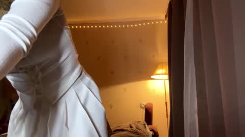 I am Amy ntmu Lets hit 10 Thumbs Up together online show from 03-04-26, 05:30