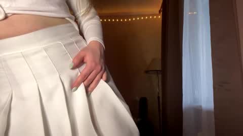 I am Amy ntmu Lets hit 10 Thumbs Up together online show from 03-12-26, 03:23