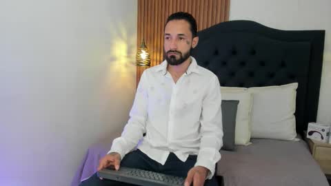 Hisoka online show from 02-09-26, 08:13