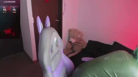 Hitomi Arata online show from 01-14-25, 05:56