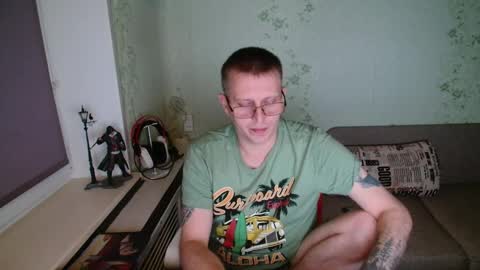 Snapshot of hlestus chatting on 11-02-25, 02:52 Wet Jack online show from 11-02-25, 02:52