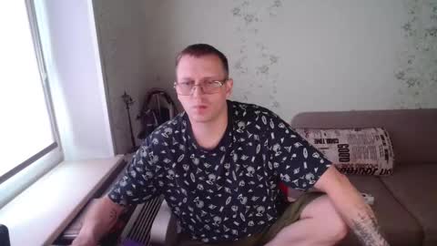 Snapshot of hlestus chatting on 11-05-25, 06:02 Wet Jack online show from 11-05-25, 06:02
