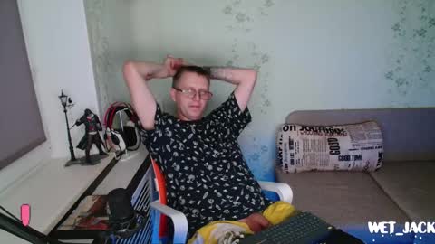 Snapshot of hlestus chatting on 11-24-25, 06:07 Wet Jack online show from 11-24-25, 06:07