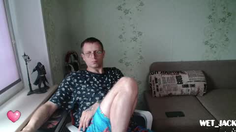 Snapshot of hlestus chatting on 11-28-25, 07:00 Wet Jack online show from 11-28-25, 07:00