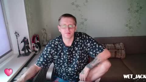 Snapshot of hlestus chatting on 12-01-25, 06:29 Wet Jack online show from 12-01-25, 06:29