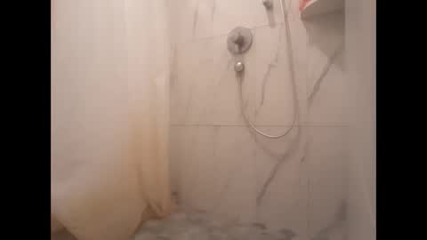 hockeyjock17 online show from 04-05-26, 04:37