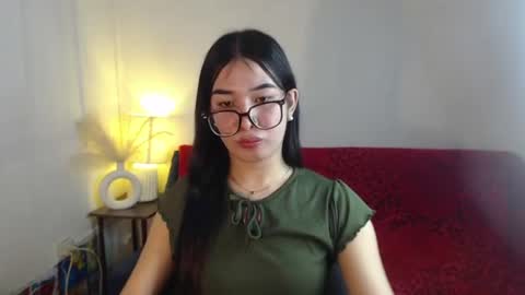 hoe_freesia online show from 07-01-26, 02:24