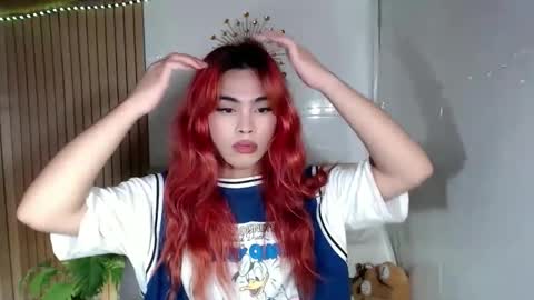 Snapshot of hoelyaurora chatting on 04-06-26, 02:51 Aurora3 online show from 04-06-26, 02:51